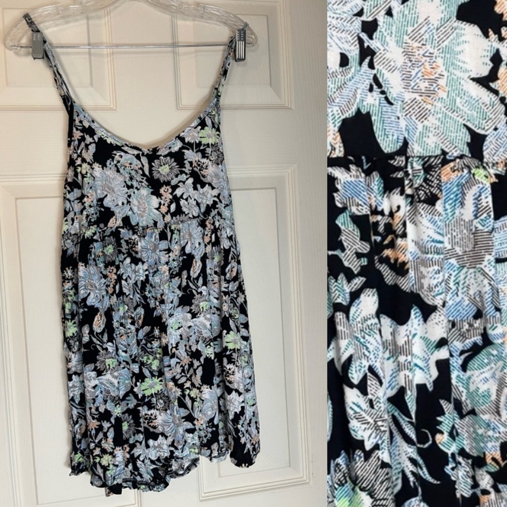 LOLA Floral Jumper Spaghetti Straps in Black and Blue Size Large